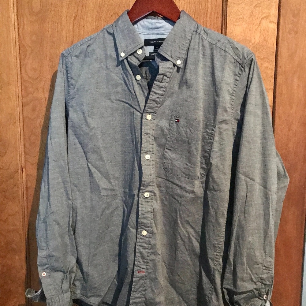 Tommy Hilfiger Shirt Size Small